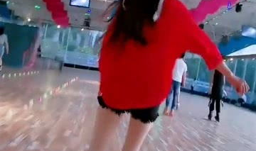 小滑轮小姐姐,揭秘滑轮运动的魅力与技巧